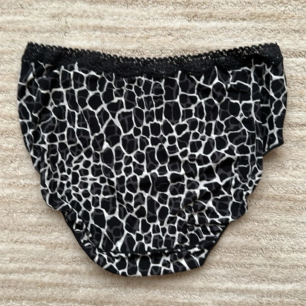 3 pairs of Jockey Panties Hip Brief, Hi-Cut, Boy Leg High-Waisted Briefs Size 6